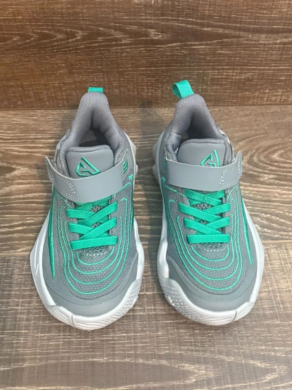 Nike Giannis Immortality 4 Shoes – Size 9C